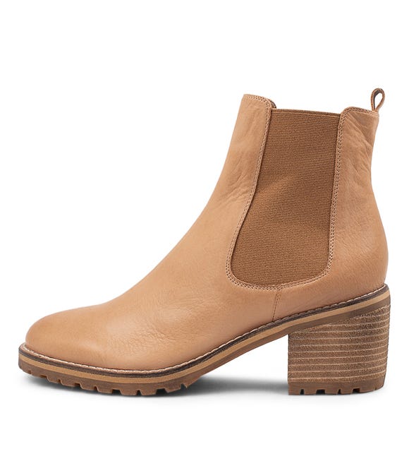 Biscoti Cappuccino Leather Chelsea Boots