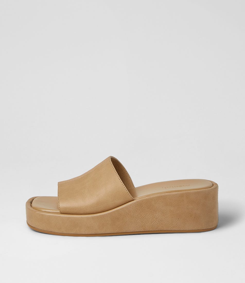 Chevrone Light Tan Leather Sandals